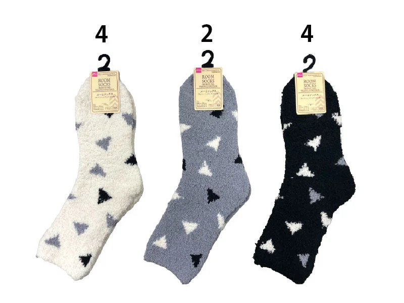 - Pregnant cat delivery room warming boxRoom Socks - Monotone - Triangle Pattern -