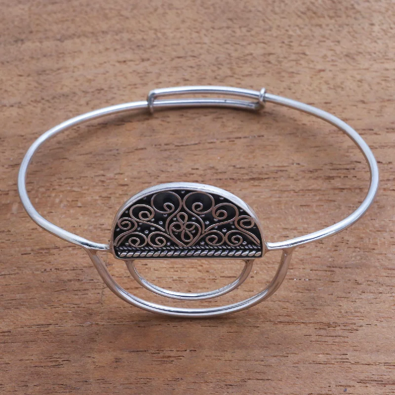  -Anti-slip claw protection raincoat FOR dogsElegant Echoes Unique Round Half Open Sterling Silver Pendant Bracelet