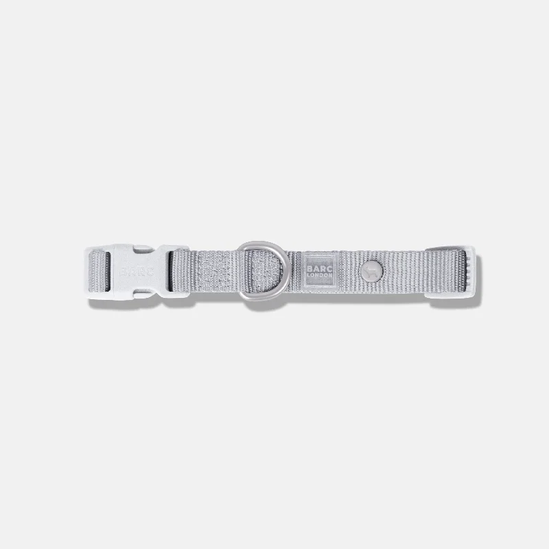 - Foldable and portable cat bagFrosted Blue Essential Dog Collar