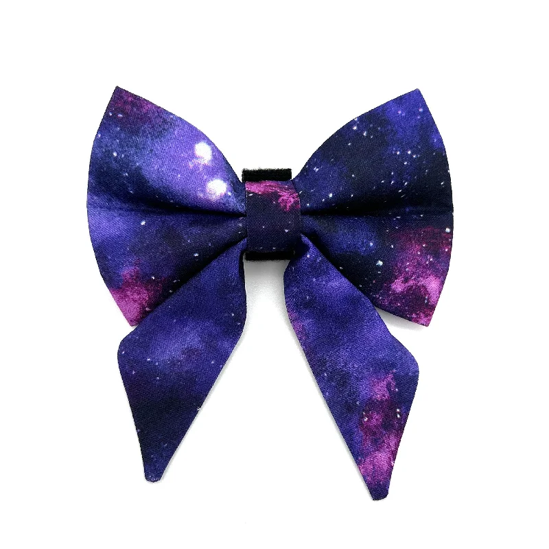 - ​​Christmas pet Christmas clothingGalaxy Sailor Dog Bow