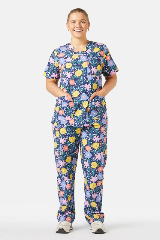 - Automatic temperature adjustment cat bedFalling Flowers Scrub Set