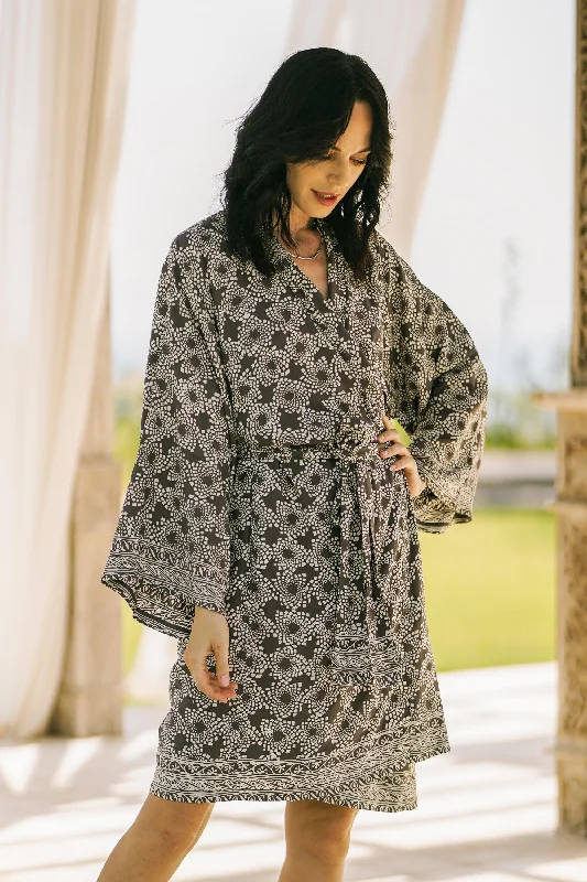 - Climbing pet constant temperature heating padNebula in Pewter Pewter Grey Batik Short Rayon Robe