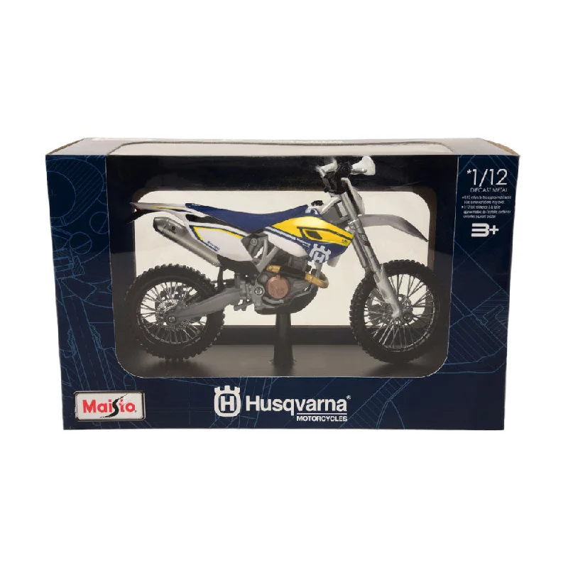- Pet stroller can be taken on the plane32706 MAISTO HUSQVARNA MOTOR CYCLE
